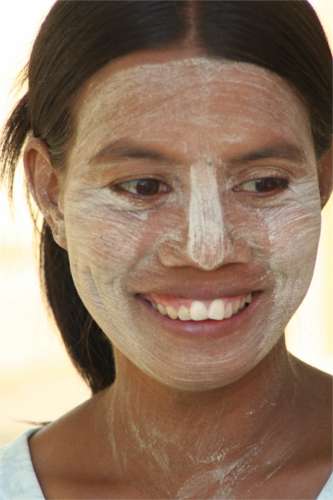 Laos 4.jpg (16846 bytes)